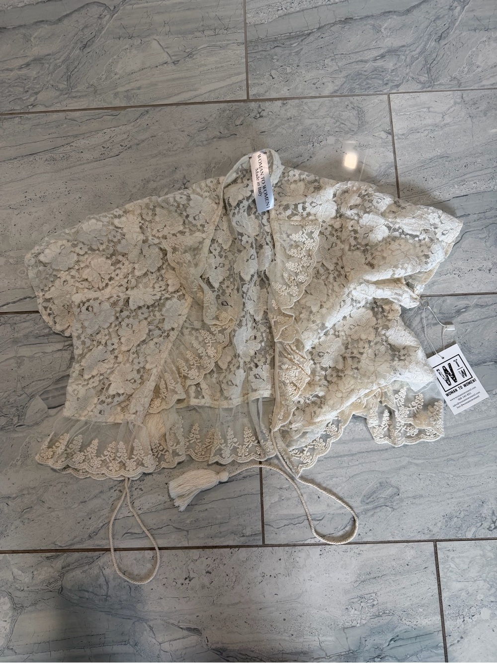Lace Cropped Tie-Front Top - Ivory